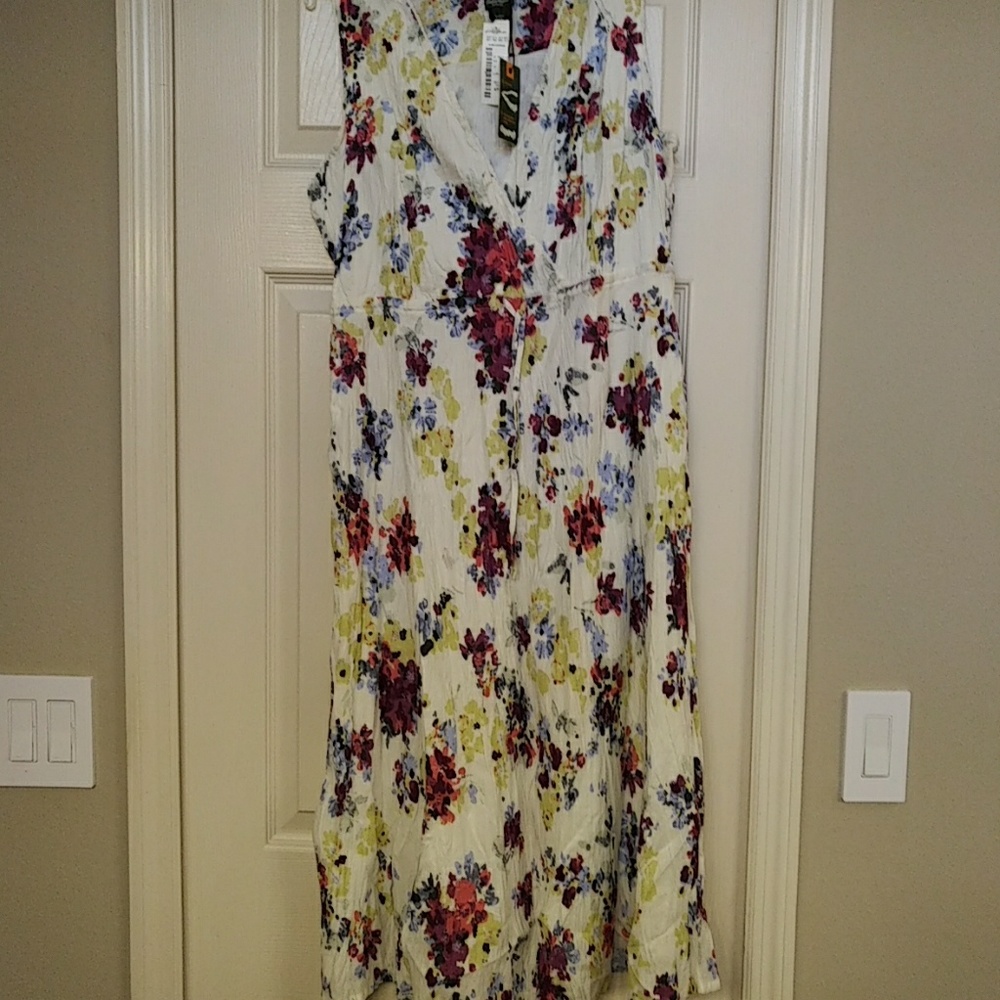Eddie Bauer Dress Size 14 Tall Floral Sleeveless